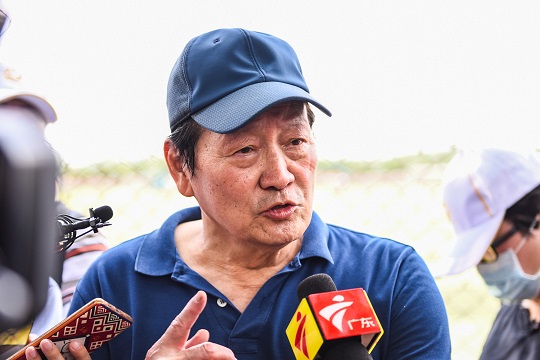 青岛总经理专访！表明国家队态度，自豪青训体系，自曝培养过程！的简单介绍