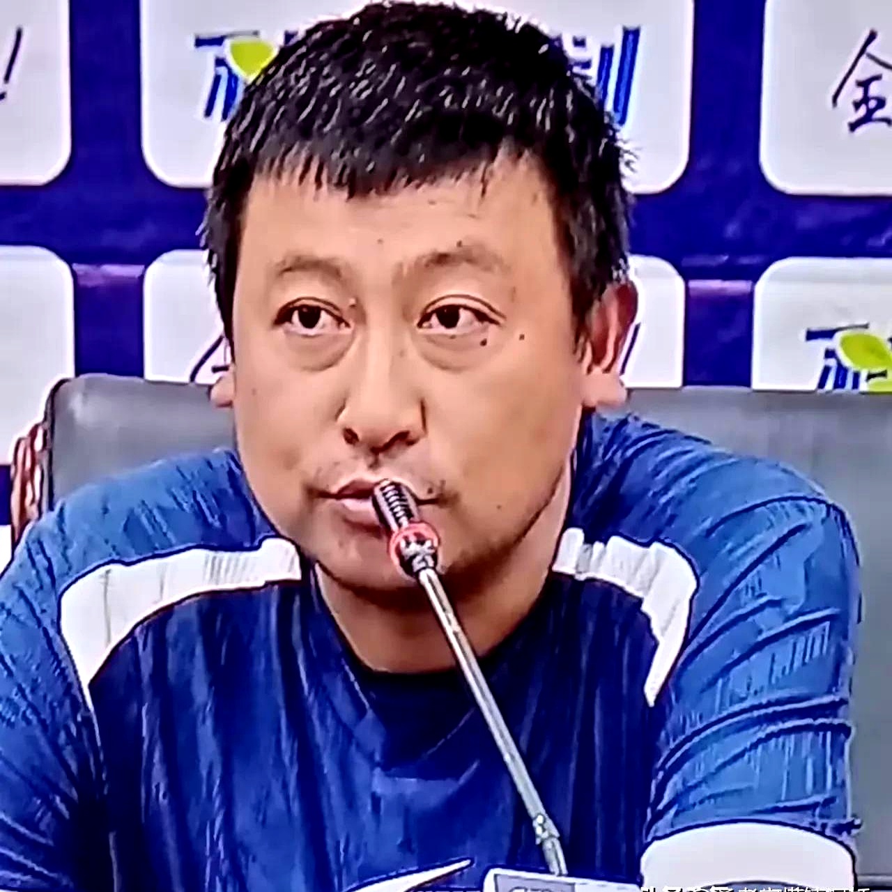 关于20岁后卫加盟津门虎没接触李磊，石炎训练张威踢中甲！两外援续约的信息